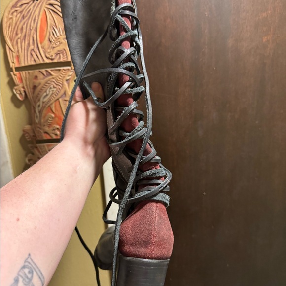 FREEBIRD by STEVEN coal boot - Picture 5 of 5